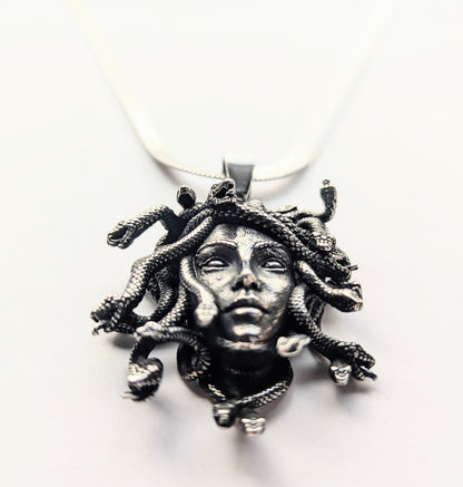 Medusa necklace blood rain