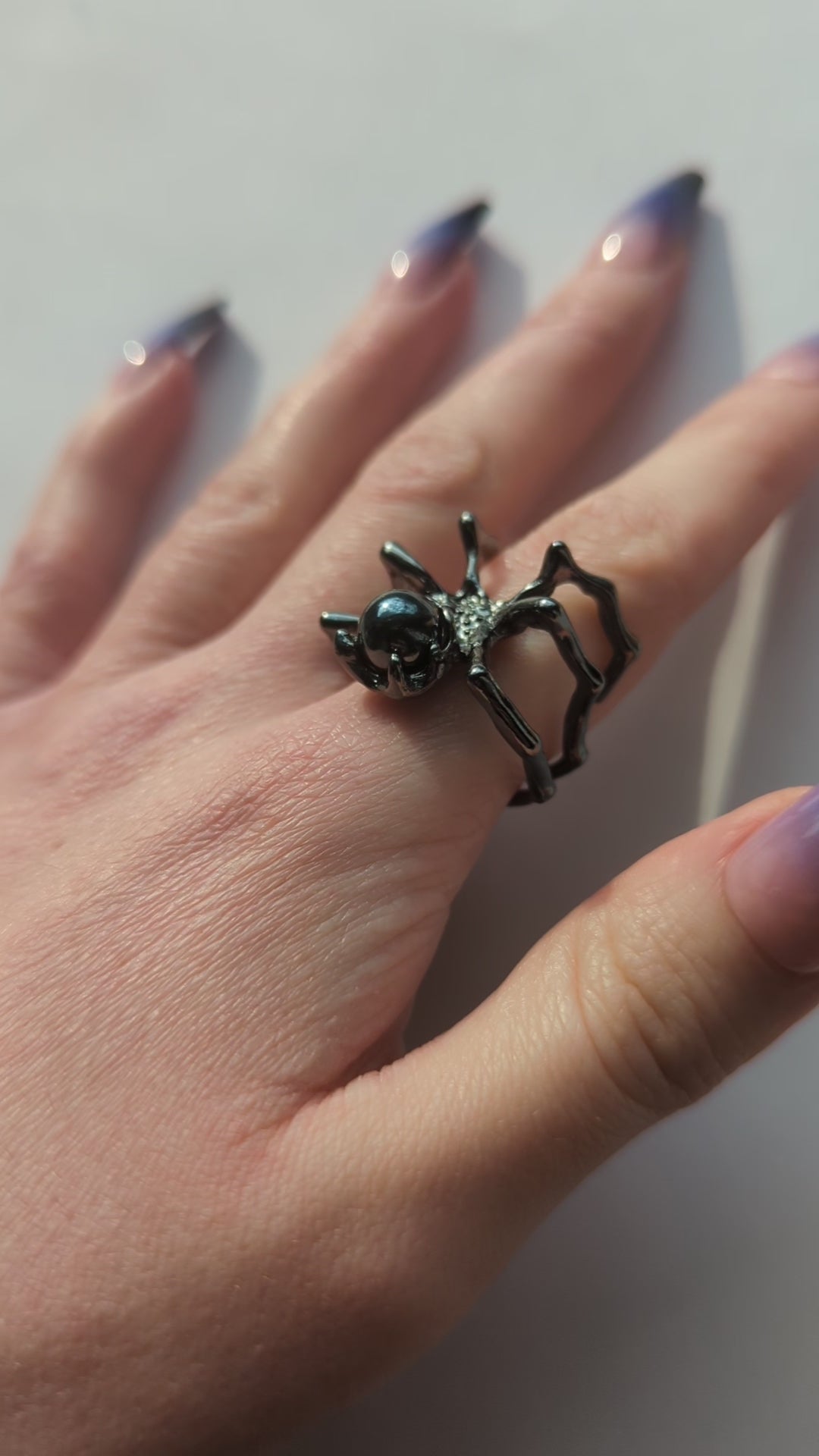 Spider ring video 